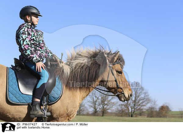 Mdchen mit Islnder / girl with Icelandic Horse / PM-07427