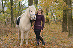 woman with Icelandic horse