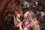 woman with Icelandic horse