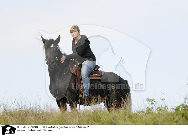 woman rides Irish Tinker / AP-07038