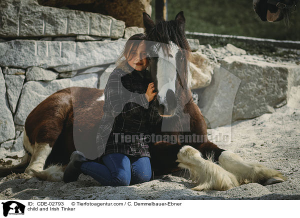 child and Irish Tinker / CDE-02793