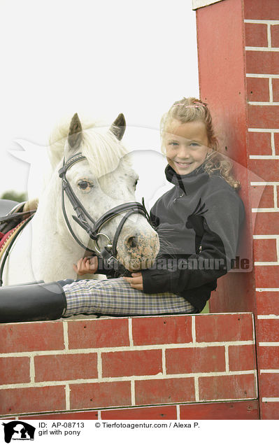 Mdchen mit Pony / girl with pony / AP-08713