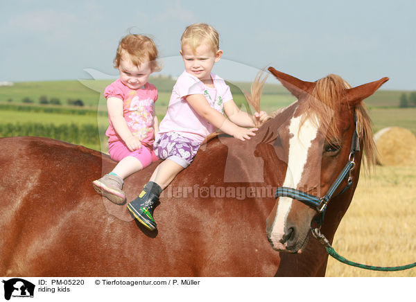 Kinderreiten / riding kids / PM-05220