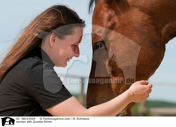 Frau mit Quarter Horse / woman with Quarter Horse / NS-03094