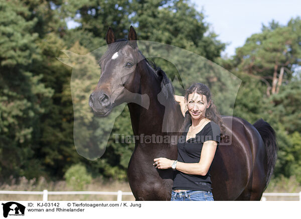 Frau und Rheinlnder / woman and Rhinelander / KJ-03142