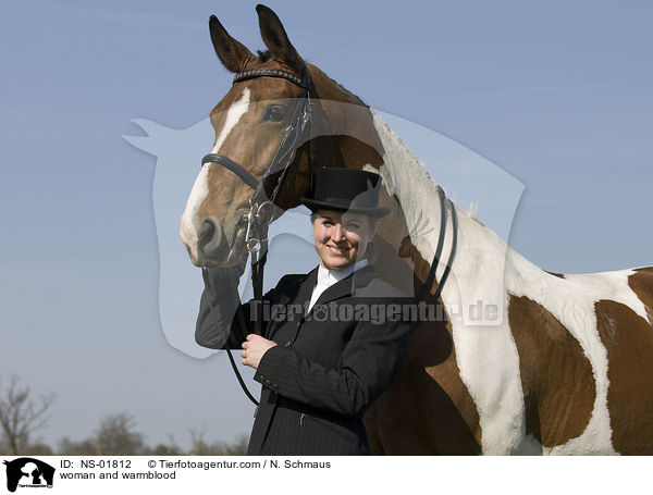 woman and warmblood / NS-01812