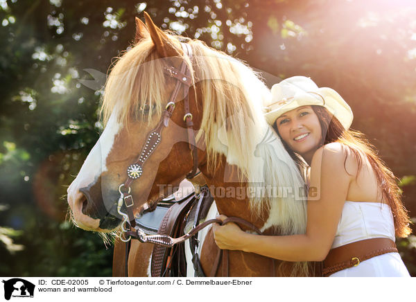 Frau und Warmblut / woman and warmblood / CDE-02005