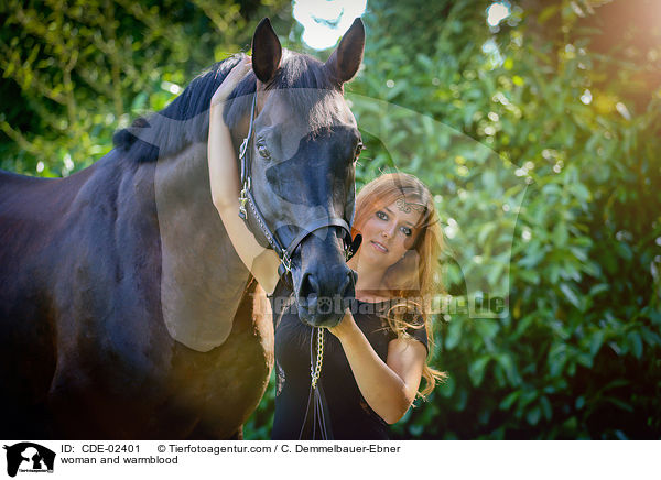 Frau und Warmblut / woman and warmblood / CDE-02401