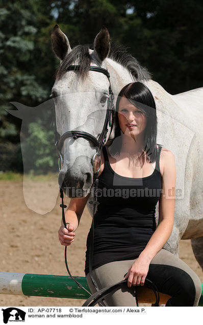 woman and warmblood / AP-07718