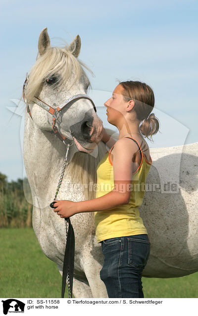 Mdchen mit Pferd / girl with horse / SS-11558