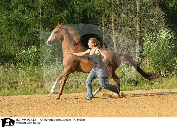 Frau mit Pferd / woman with horse / PM-03123