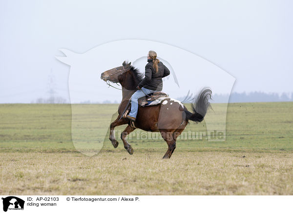 riding woman / AP-02103