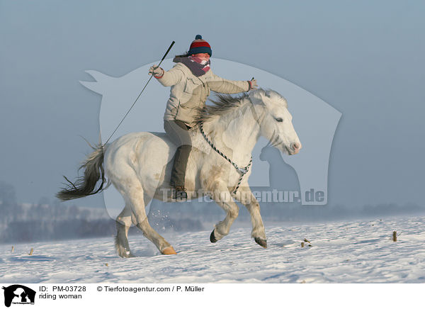 riding woman / PM-03728